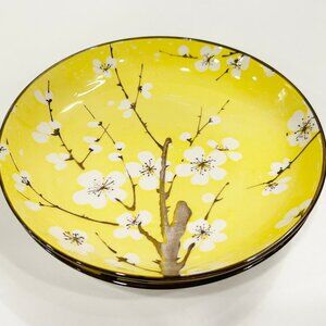 Set of 2 - Beautiful Decorative Floral Plates - Yellow, White w/ Floral Motif